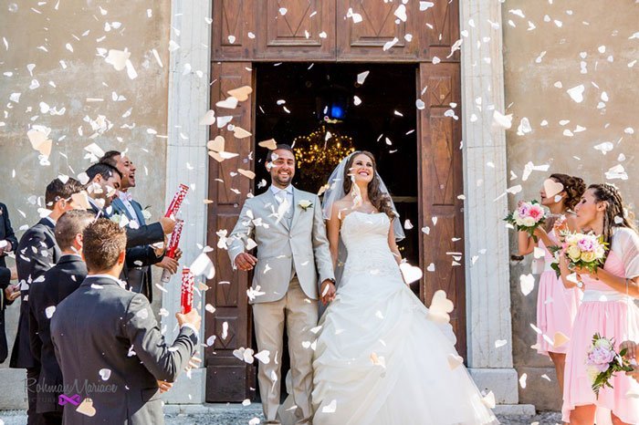 confettis-sortie-eglise